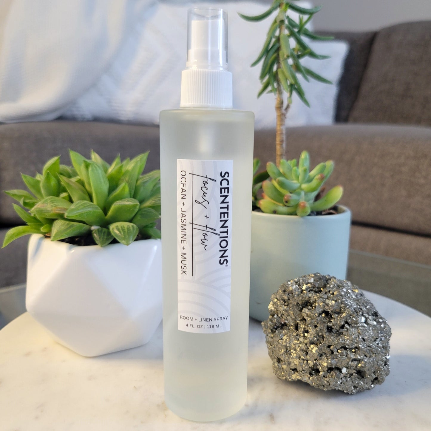 FOCUS + FLOW - ORGANIC ROOM + LINEN SPRAY